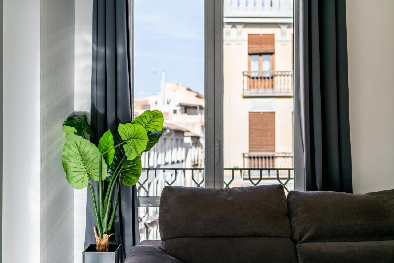 Precioso Piso En Pleno Centro De Granada Apartment Luaran gambar